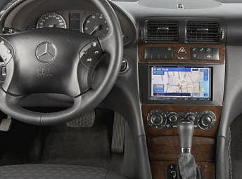 Einbau im Mercedes C-Klasse