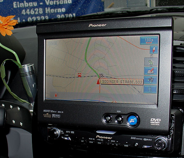 Pioneer AVIX X1 im Navigationsbetrieb